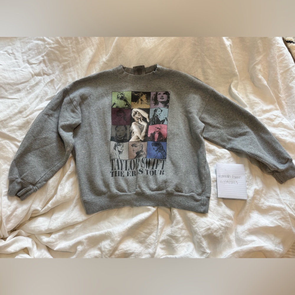 Taylor Swift Eras Tour Crewneck Size M